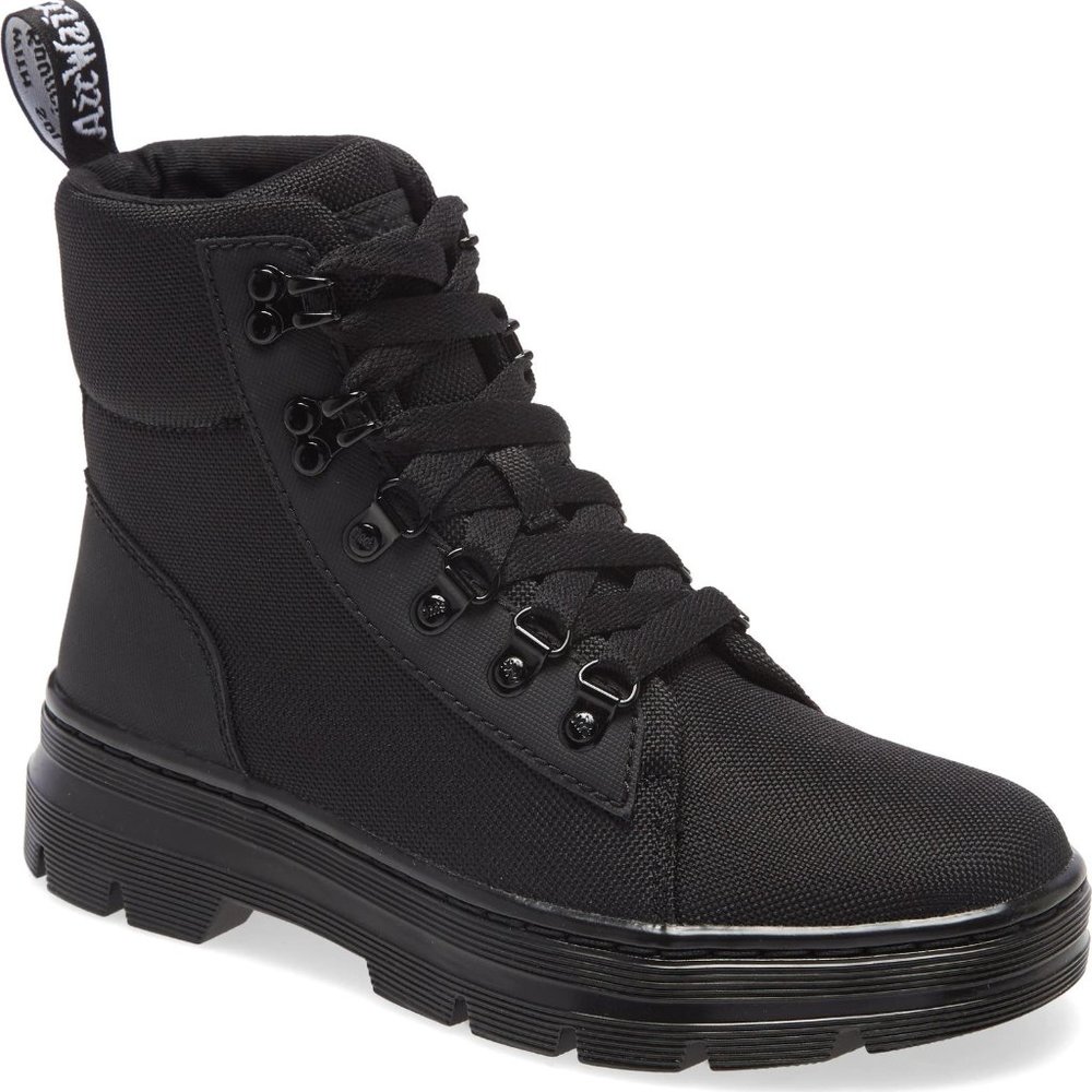 Dr. Martins Black Comb Canvas Boot Like New SZ 9